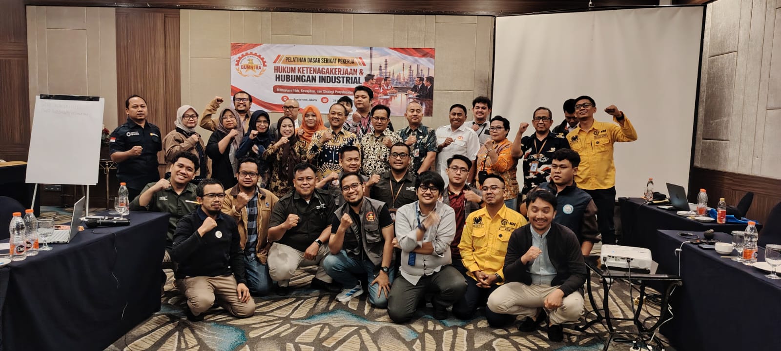 Foto bareng Bapak Purnomo dari Disnaker Propinsi Jakarta